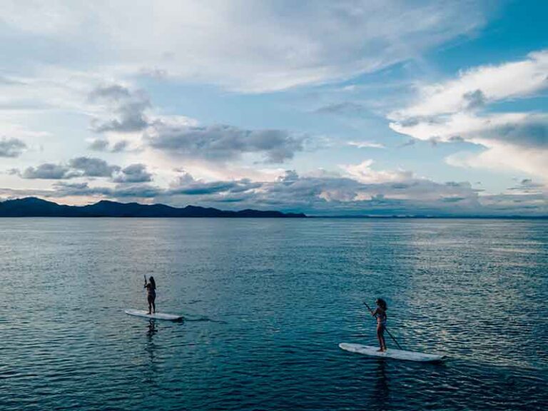 Stand-Up-Paddling-in-Punta-Chame