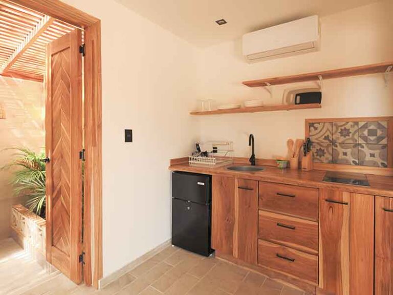 Small kitchenette to cook during you holiday